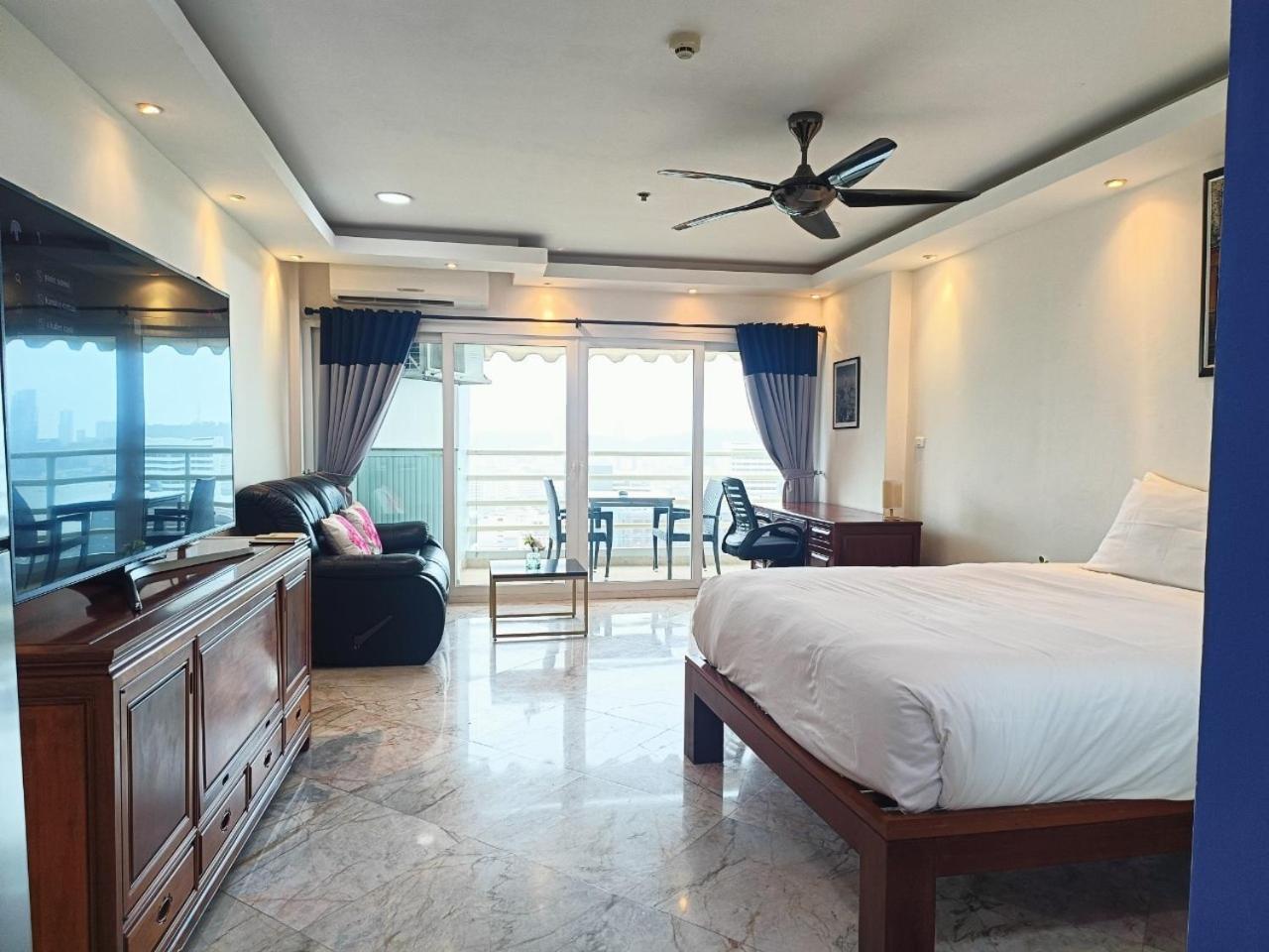 View Talay 6 Pattaya Beach Apartment By Honey Екстериор снимка