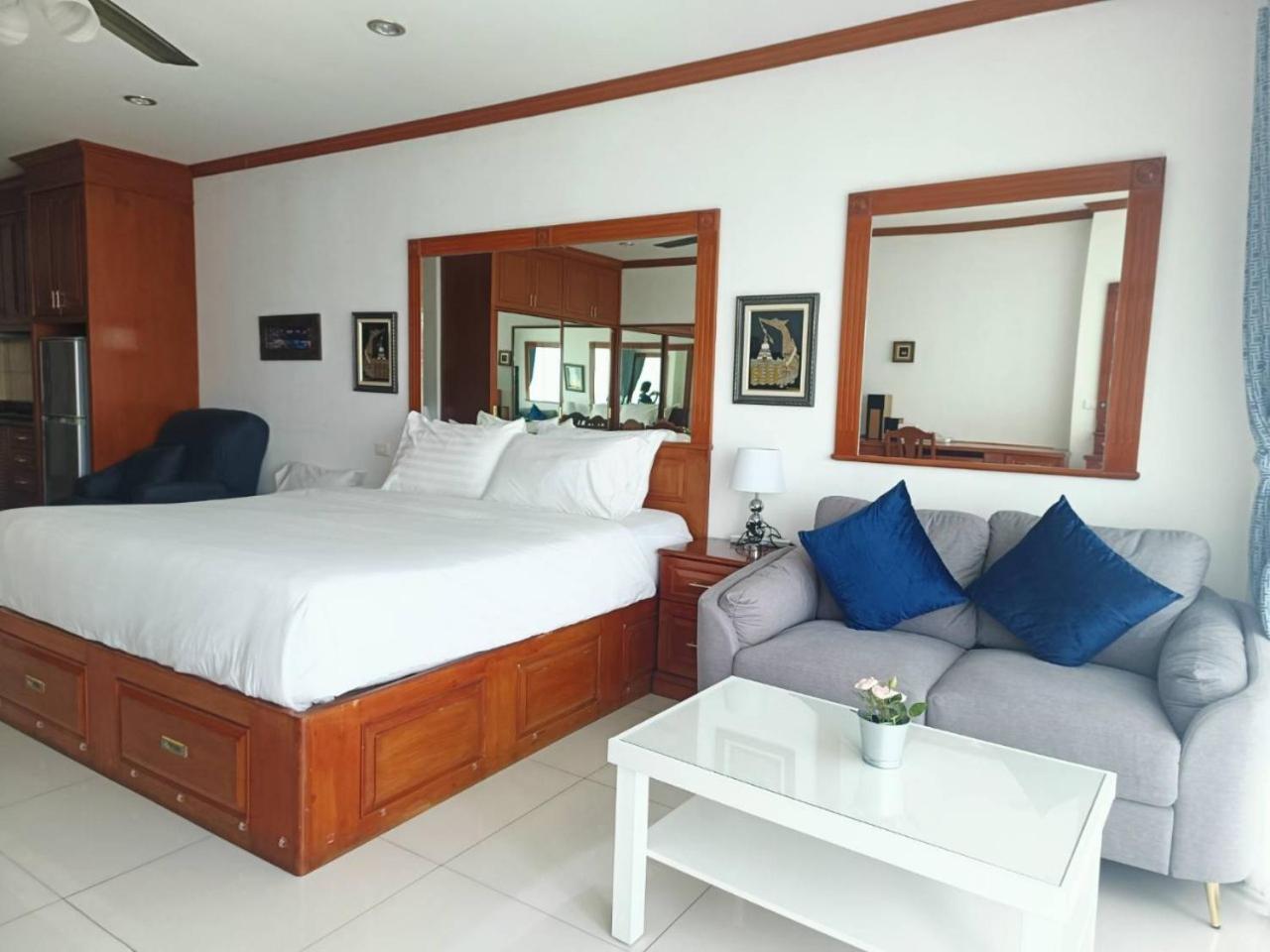 View Talay 6 Pattaya Beach Apartment By Honey Екстериор снимка