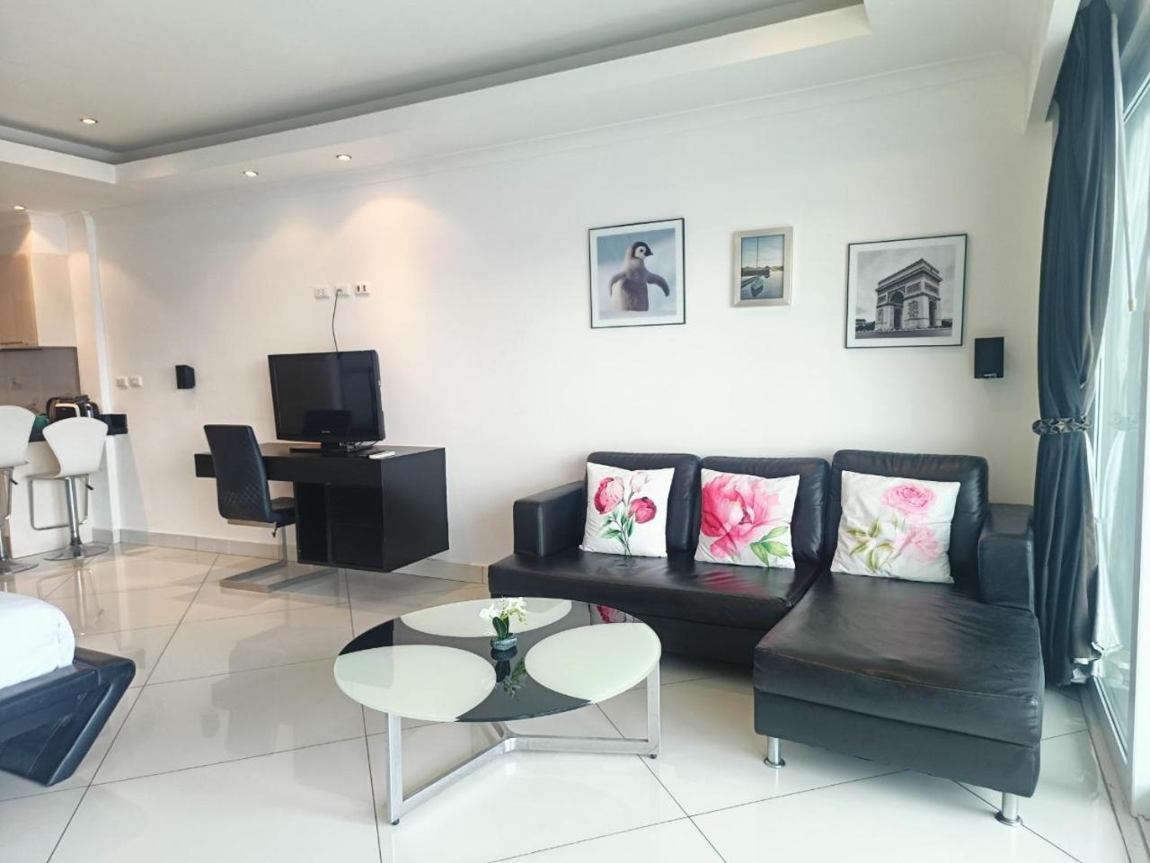 View Talay 6 Pattaya Beach Apartment By Honey Екстериор снимка