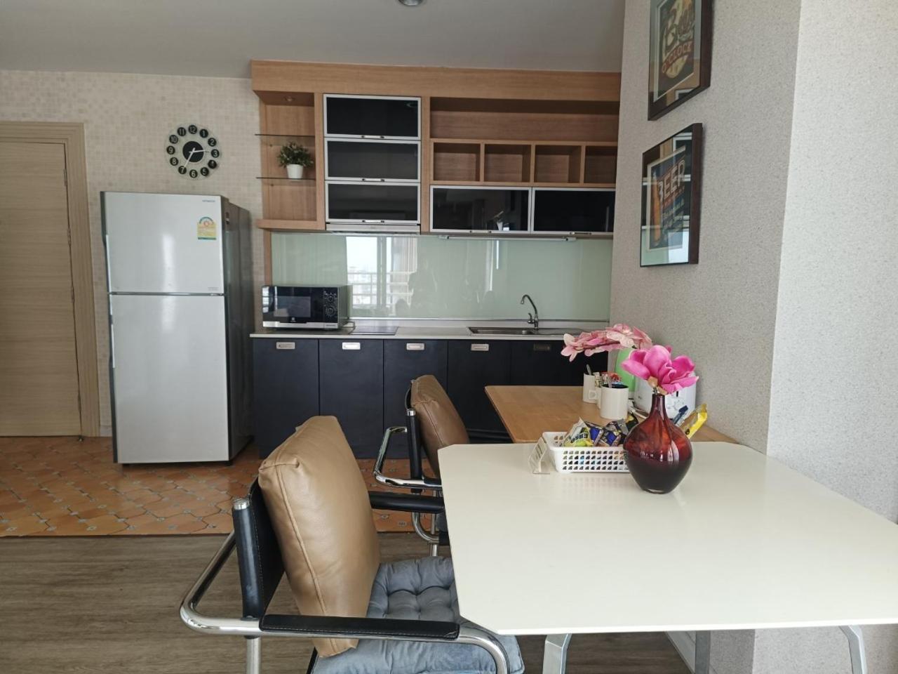 View Talay 6 Pattaya Beach Apartment By Honey Екстериор снимка