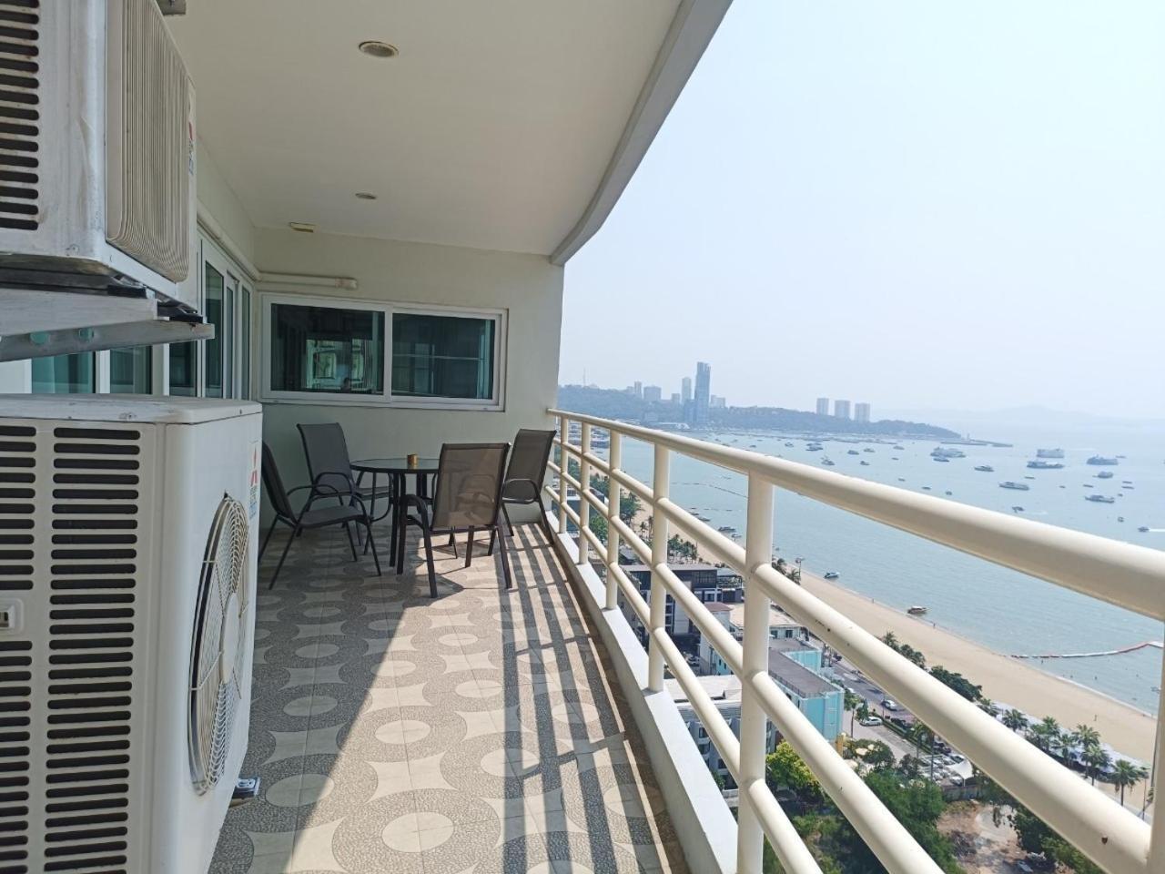 View Talay 6 Pattaya Beach Apartment By Honey Екстериор снимка