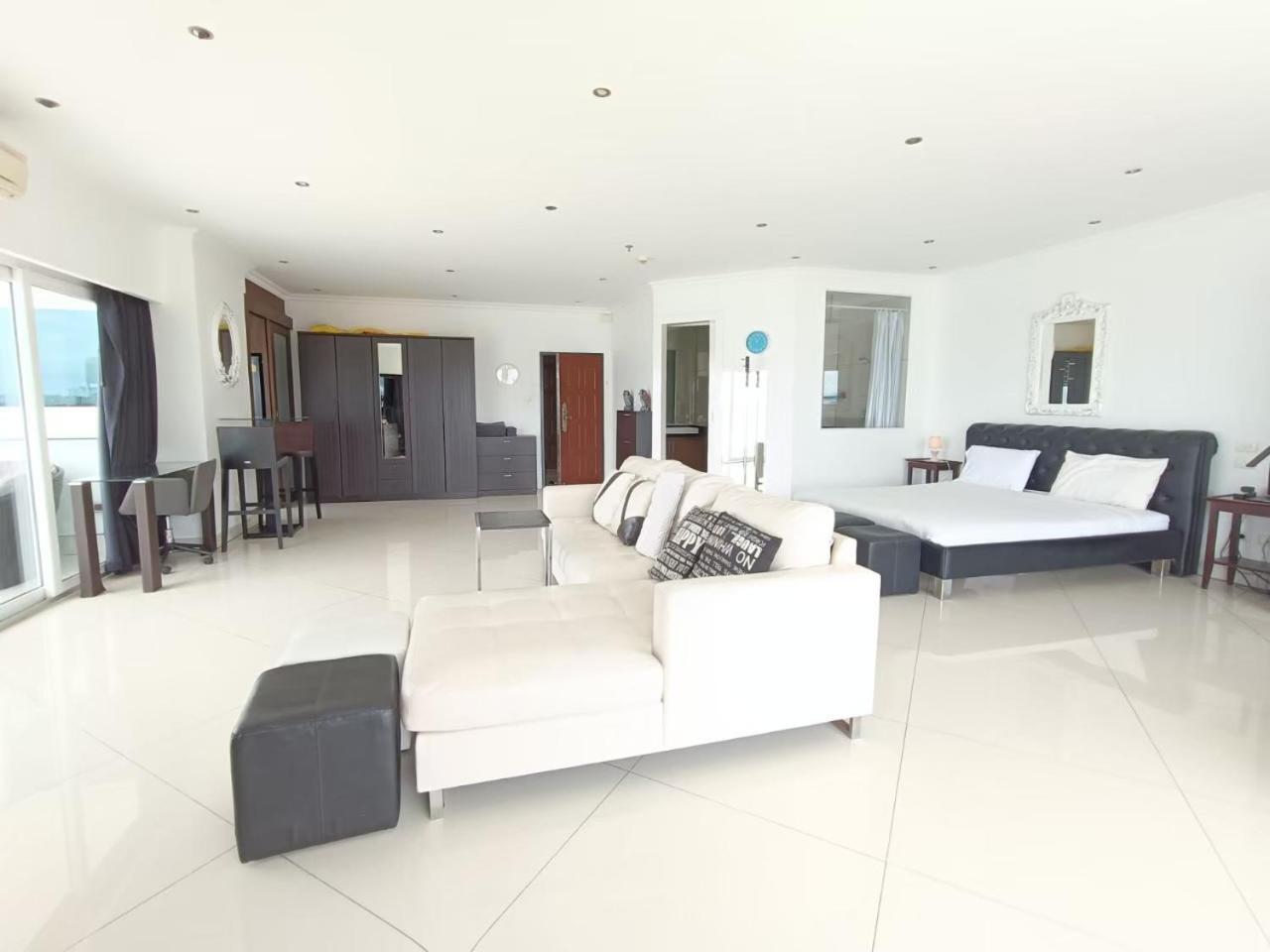 View Talay 6 Pattaya Beach Apartment By Honey Екстериор снимка