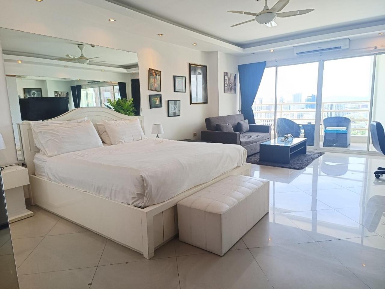 View Talay 6 Pattaya Beach Apartment By Honey Екстериор снимка